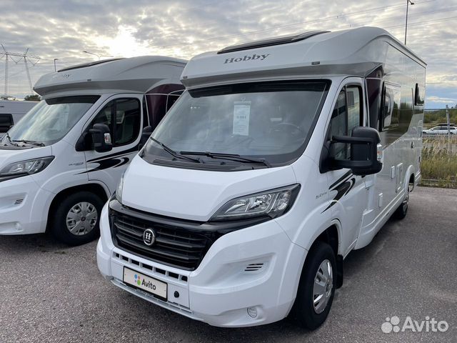 Полуинтегрированный Hobby Optima De Luxe, 2017