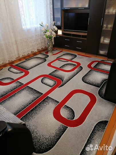 Ковры и поласы бу
