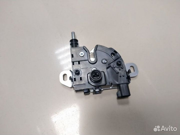 Замок капота Ford Focus 2