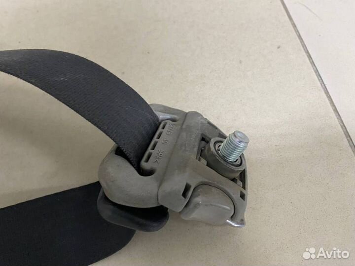 Ремень безопасности с пиропатроном Nissan Navara