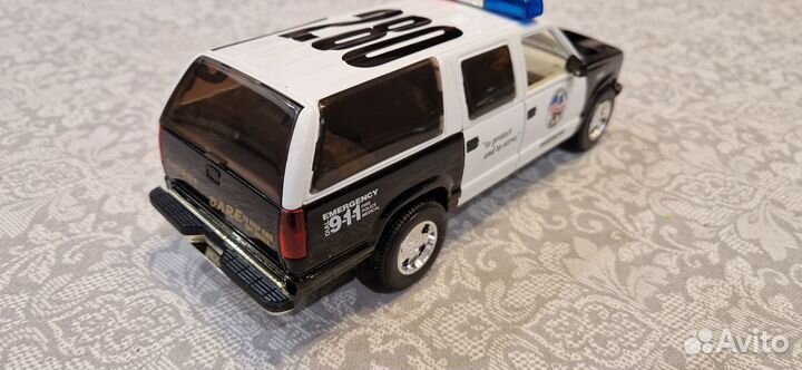 Chevrolet Suburban 1993 sheriff (SS 9603) 1/24