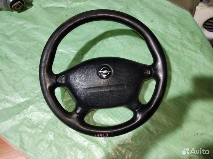 Руль с airbag Opel Vectra B седан 1.6I X16XEL 1997