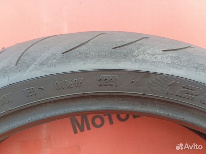 120/70 R17 Metzeler Sportec M9 RR N-4238 Мотошина