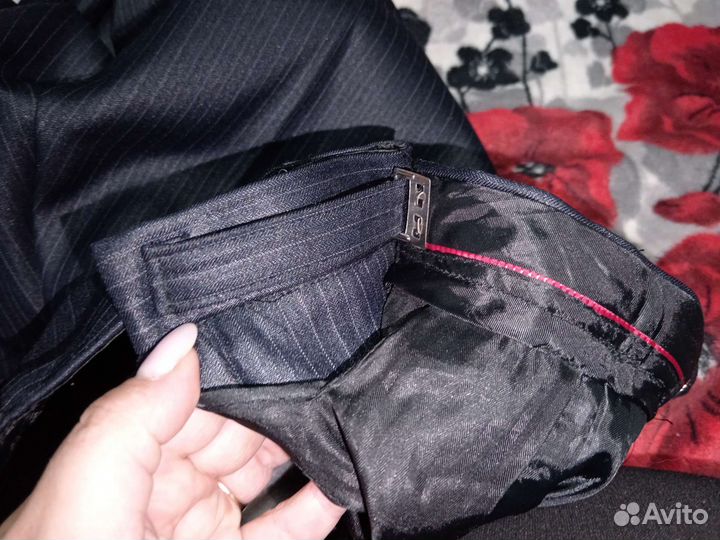 Костюм школьный