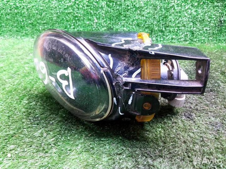 Фара противотуманная левая Volkswagen Passat (B6)