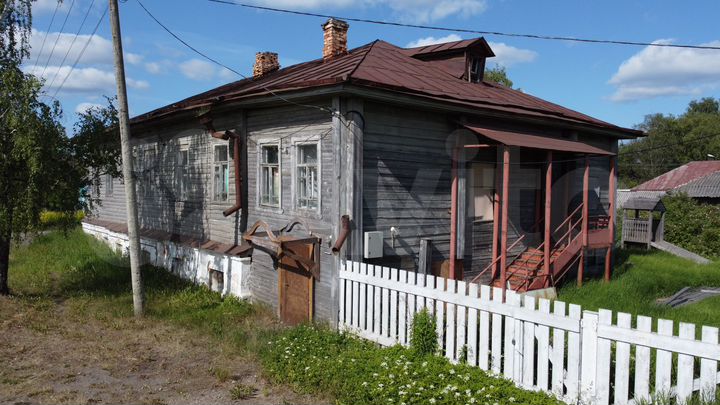 Дом 274,3 м² на участке 15 сот.