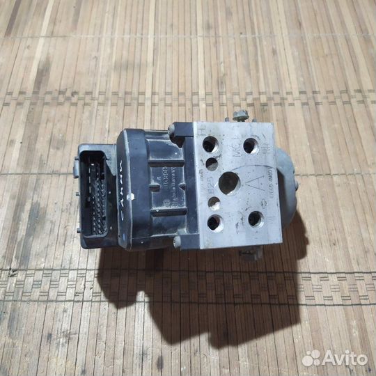 Блок ABS Nissan Sanny седан FB15 QG15 2000