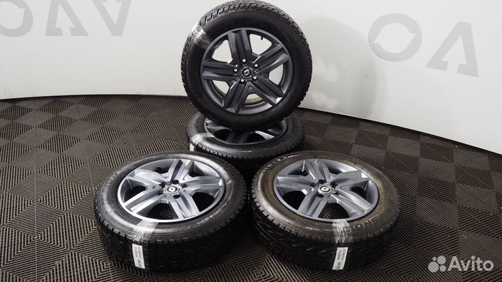 Комплект колёс Kormoran Snow 215/60 R17