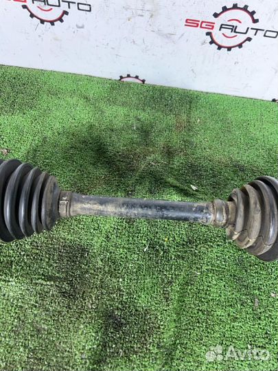 Привод передний левый Toyota Celica ZZT231 2ZZ-GE