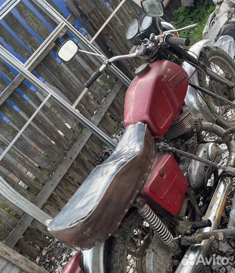 Мотоцикл иж планета 5