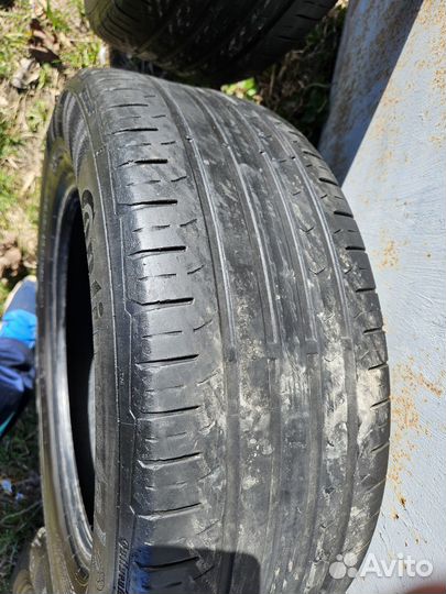 Continental ContiPremiumContact 5 225/60 R17 99V