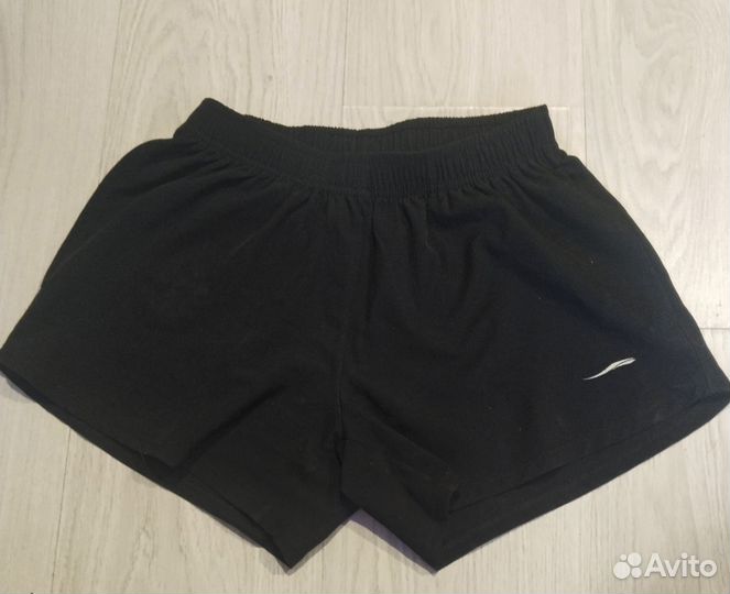Шорты спортивные женские