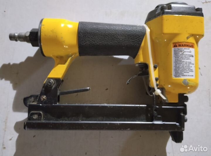 Мебельный пистолет