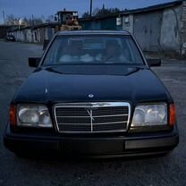 Mercedes-Benz W124 2.3 AT, 1990, 300 000 км, с пробегом, цена 250 000 руб.