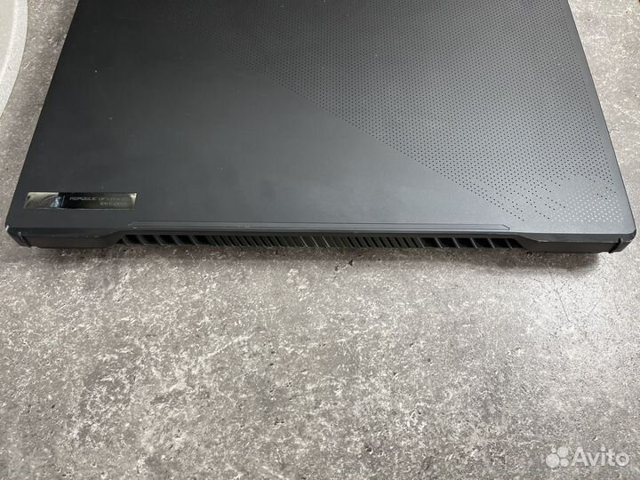 Asus rog zephyrus m16 GU603Z