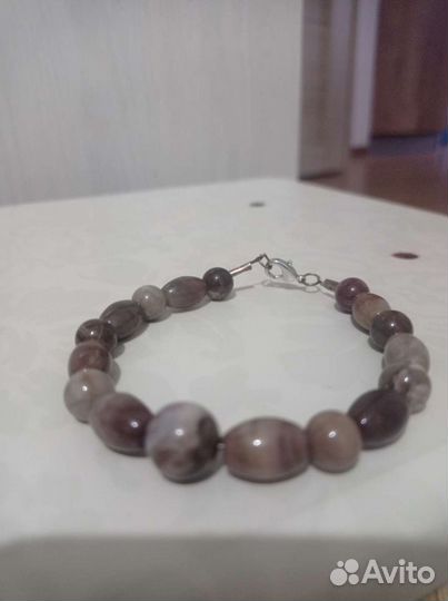 Браслет. Окаменелое дерево