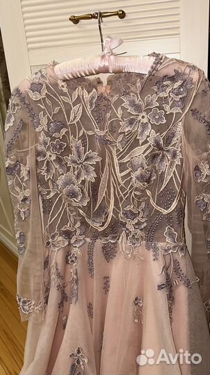 Платье вечернее