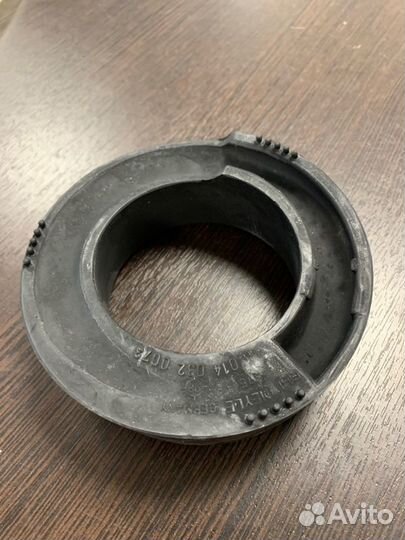 Проставка пружины Mercedes W202