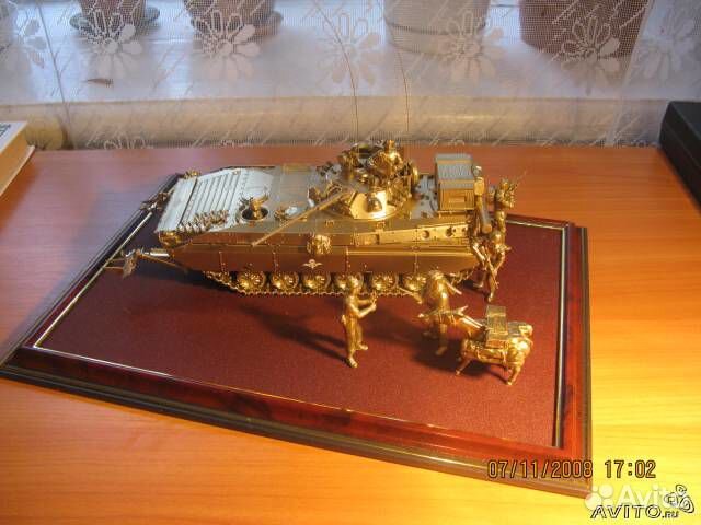 Фигурка кровососа