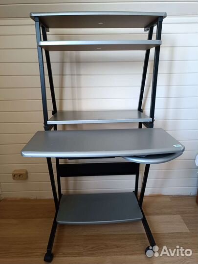 Компьютерный стол loft