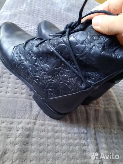 Ботинки демисезонные