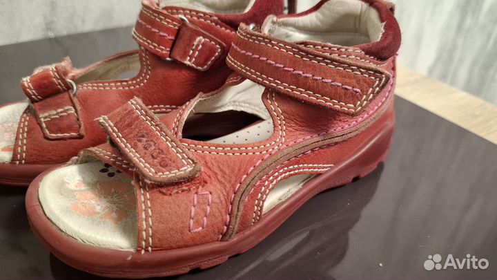 Сандалии 26р ecco