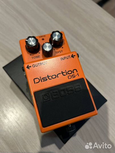 Гитарная педаль Boss Ds-1 Distortion