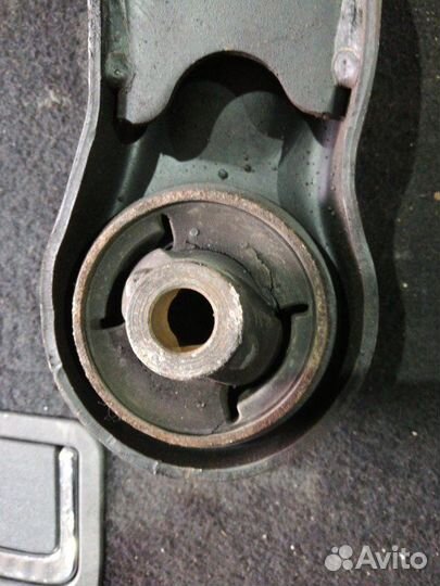 Рычаг передний передний правый Suzuki Grand Vitara