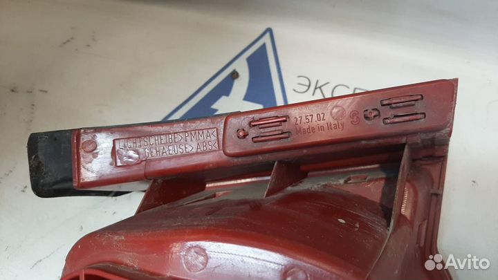 Фонарь задний правый Volkswagen Passat, B6 2010