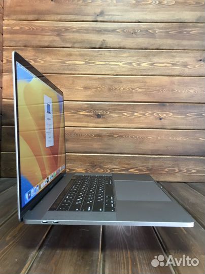 Macbook Pro 15 retina 2018