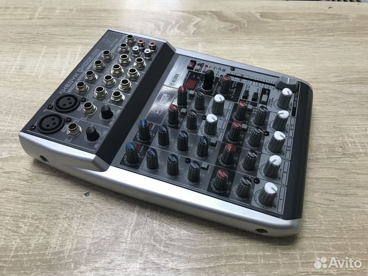 Микшерный пульт behringer xenyx 1002