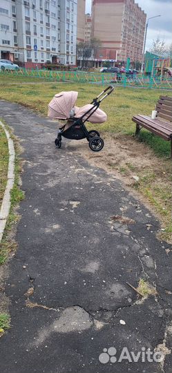 Коляска прогулочная luna