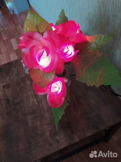 Светильник интерьерный в керамической вазочке