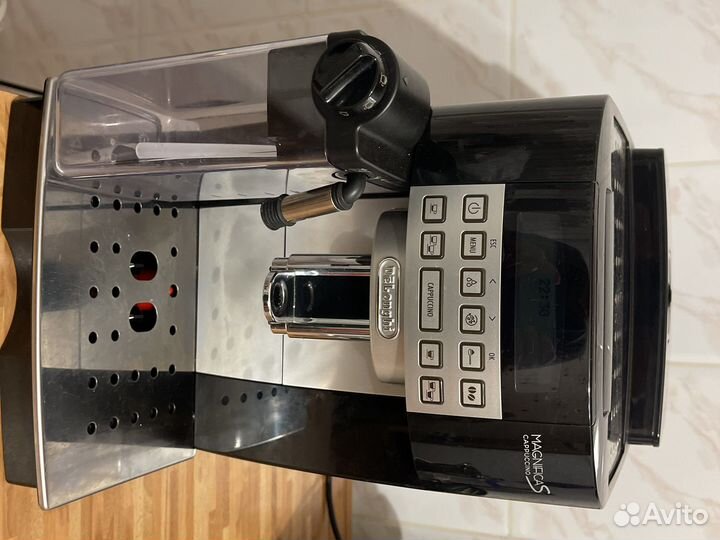 Delonghi magnifica S