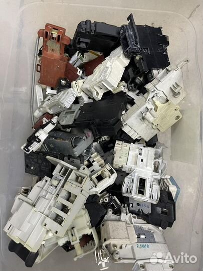 Замок люка убл для стиральных машин