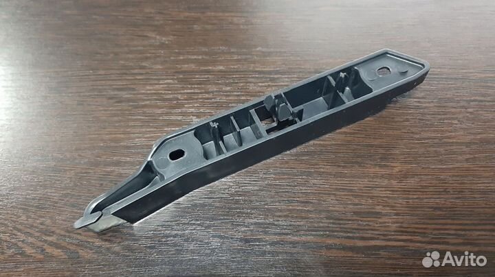 Кронштейн бампера правый ford focus II 08-11