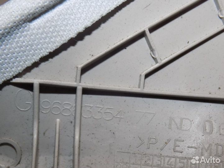 Обшивка стойки 508 2010