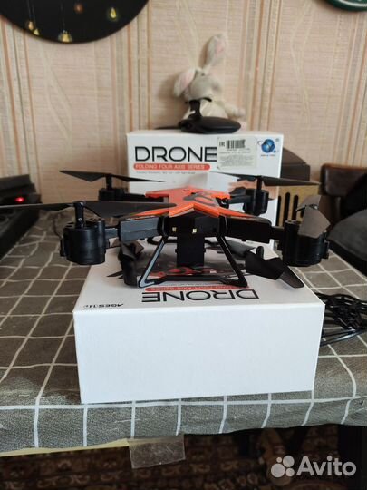 Квадрокоптер дрон