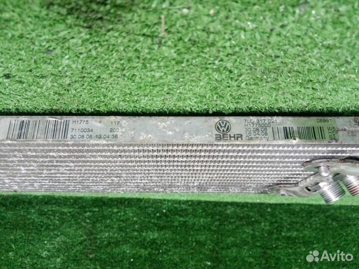 Радиатор масляный Audi Q7 4L BAR (4.2) 2006