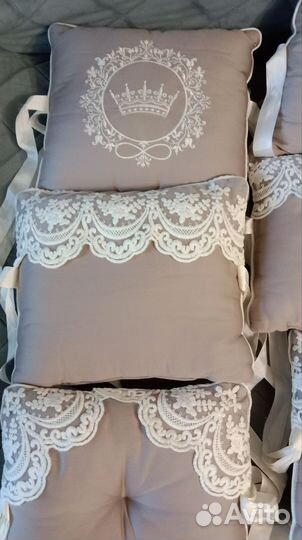 Комплект в кроватку бортики и одеяло