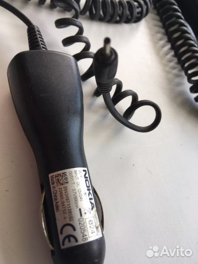 Автомобильная зарядка для телефона Nokia