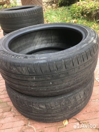 Michelin Pilot Sport 4 225/45 R18 и 255/40 R18 99Y