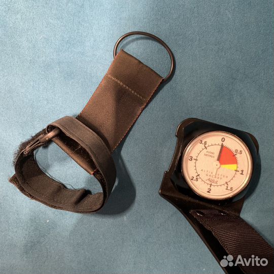 Высотомер парашютный для wingsuit