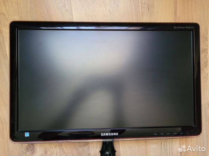 Мониторы Samsung и Philips