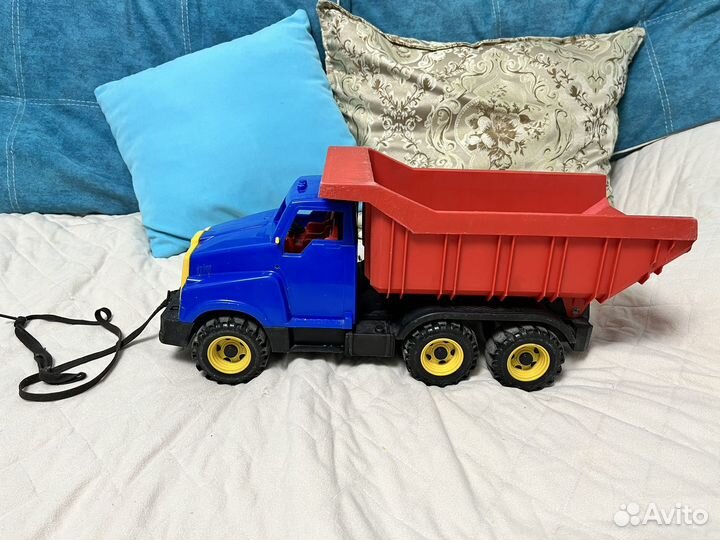 Большой грузовик игрушка
