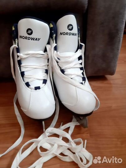 Коньки фигурные Nordway Alisa
