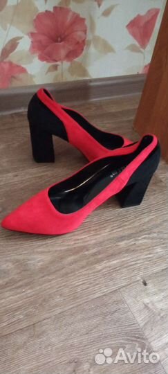 Туфли женские 40 размер новые