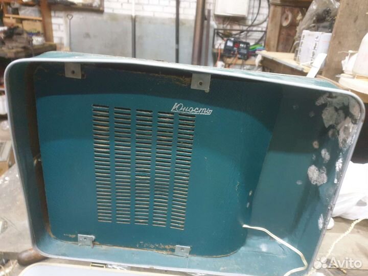 Проигрыватель юность