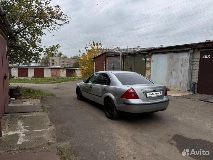 Ford Mondeo 1.8 МТ, 2002, 250 000 км