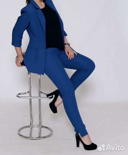 Брючный костюм женский